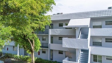 Building Photo - 8350 Sands Point Blvd