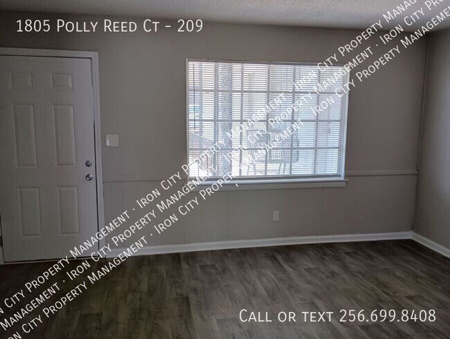 Foto del edificio - 1805 Polly Reed Ct
