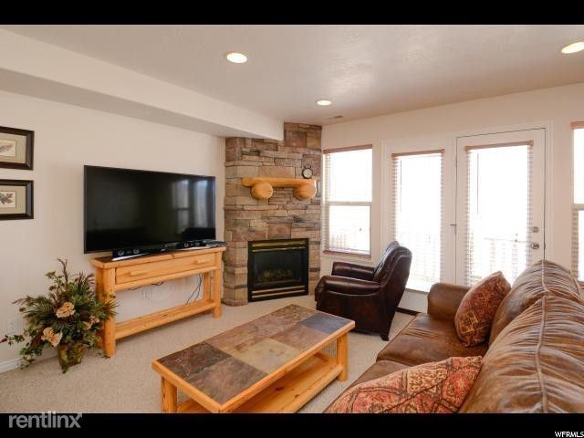 Building Photo - 5122 Moose Hollow Dr