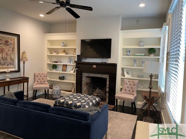 Foto del edificio - 520 E Taylor St