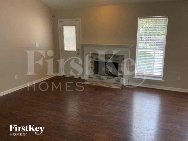 Foto del edificio - 12 Mountain Oaks Ln