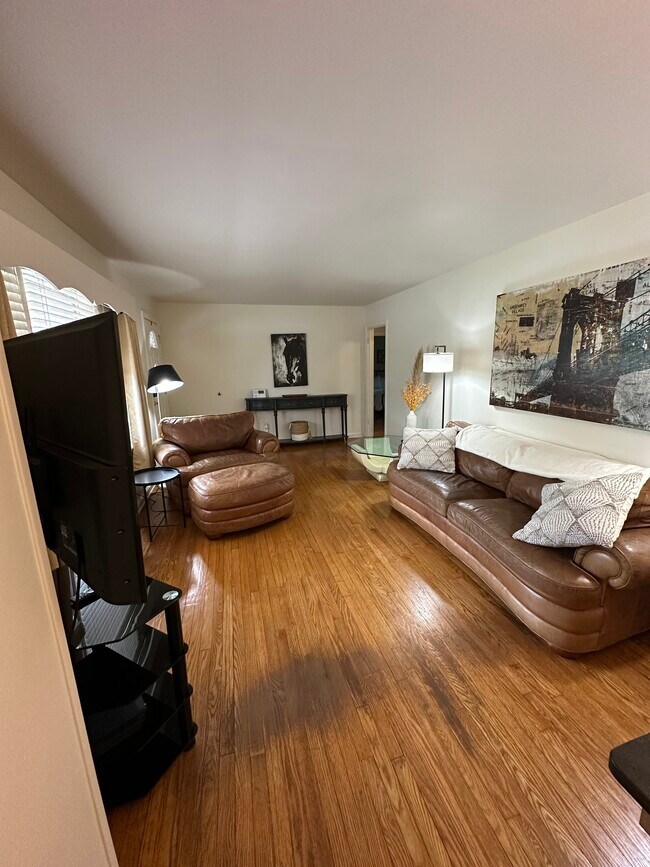 Foto del edificio - 2414 Fairmont Blvd