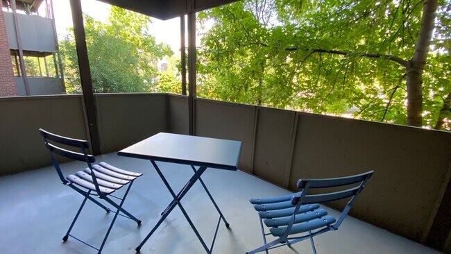 Foto del edificio - 2 Bedroom 1 Bath - Blocks from Pearl Street and Downtown