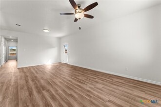Building Photo - 1114 Zora Dr