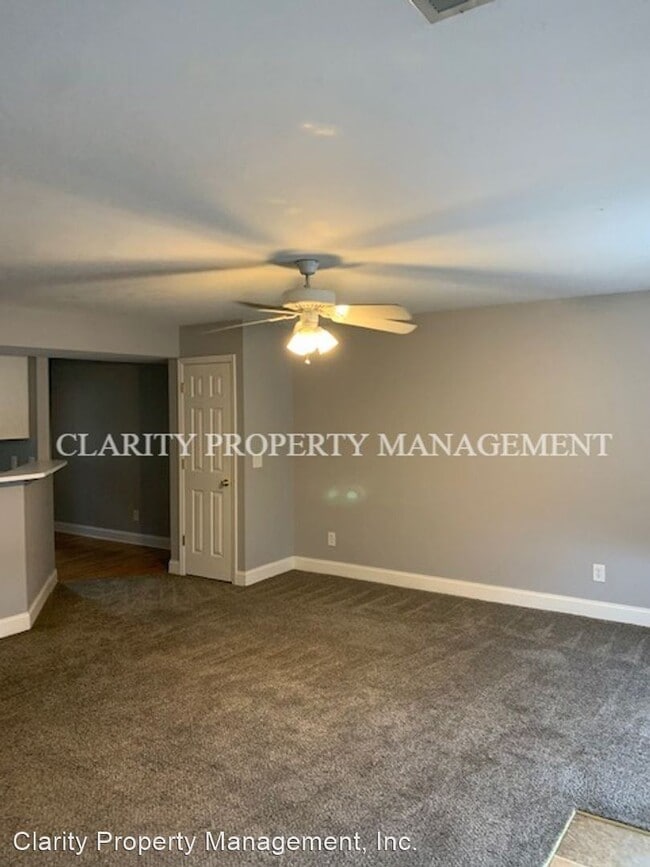 Building Photo - 2 br, 2.5 bath House - ***2103 Candies Lan...
