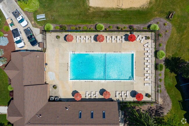 Piscina - Fox Glen Apartments