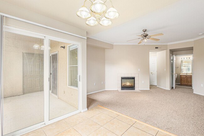 Foto del edificio - 2 bedroom Condo ,Gated community  Hillsbor...