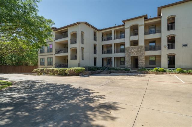 Building Photo - 500 Water's Edge Drive