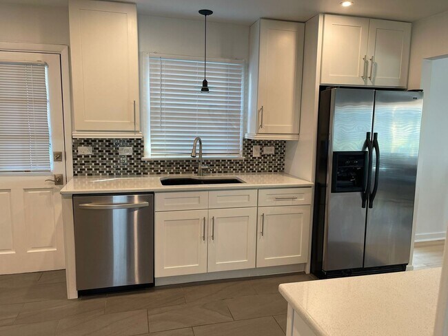 Foto del edificio - 9707 Le Claire Ave