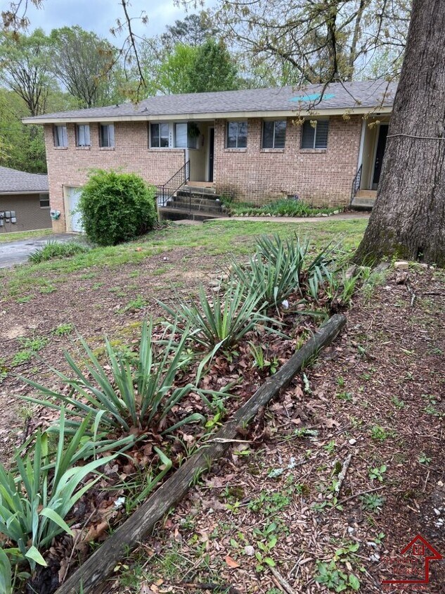 Primary Photo - 4602 Plaza Hills Ln