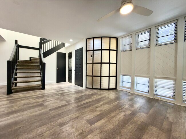 Building Photo - 11698 NW 20th Dr