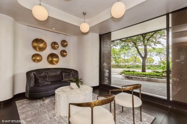 Foto del edificio - 1110 N Lake Shore Dr