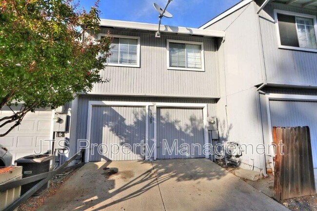 Foto del edificio - 3569 Caballero Ln