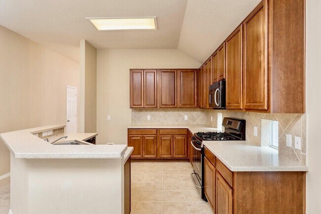Foto del edificio - 30306 Castle Forest Dr