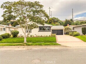 Building Photo - 5506 Cll De Ricardo