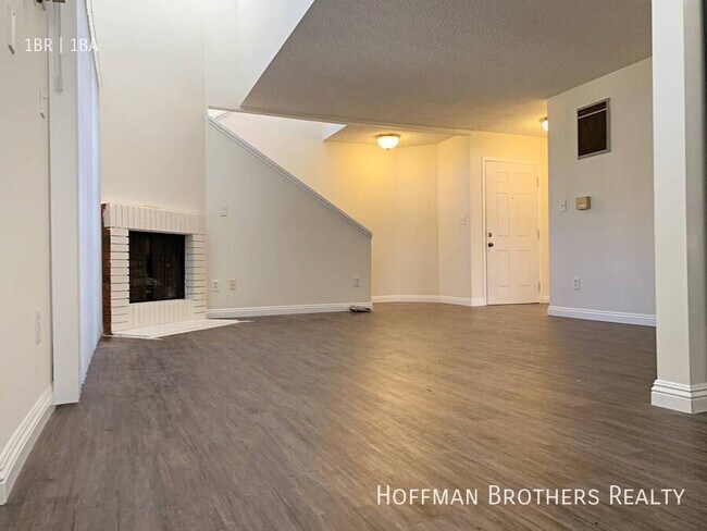 Foto del edificio - 9801 Tabor St