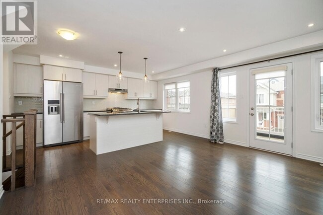 Building Photo - 1656 Clitherow St