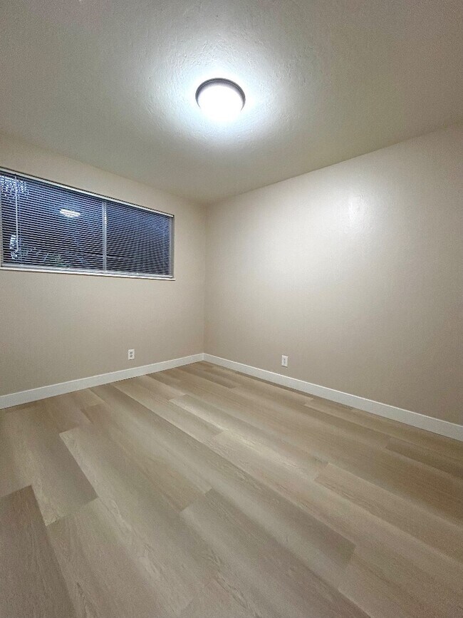 Foto del edificio - 3416 Mt St Helena Dr