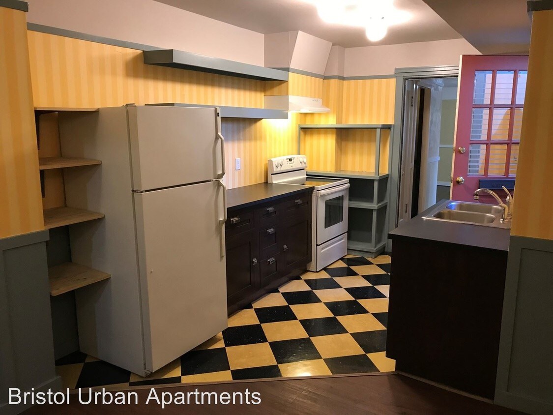 Primary Photo - 2190 W Burnside St