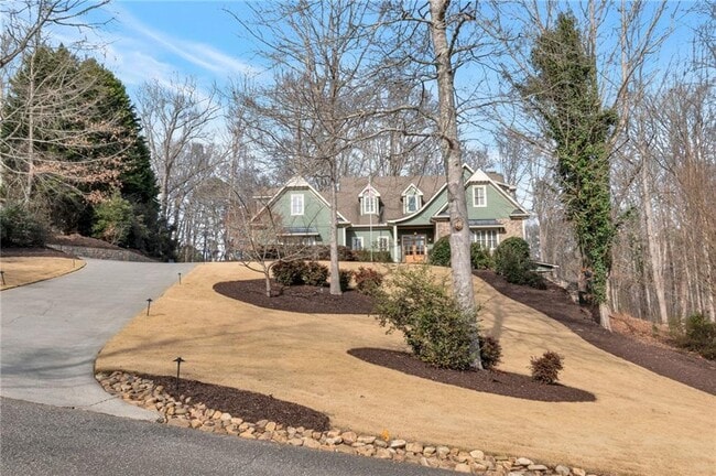 Building Photo - 180 Forest Glen Dr