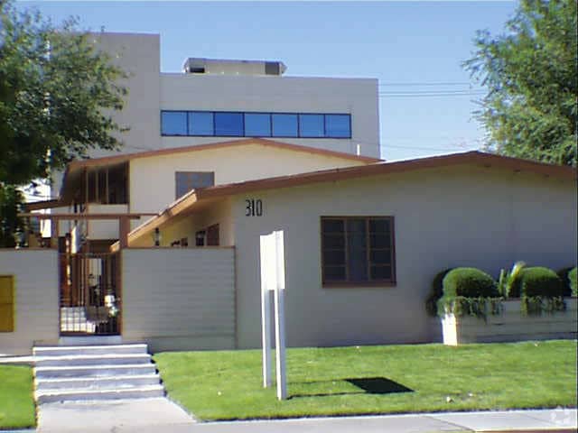 Building Photo - 310 S Maryland Pky