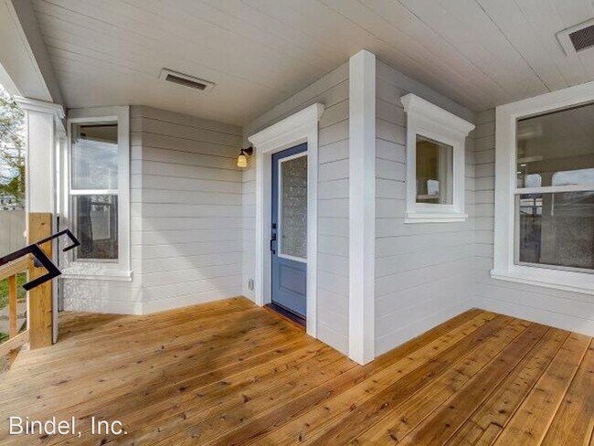 Building Photo - 4 br, 2 bath House - 1315 11th ST