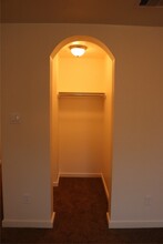 Building Photo - 10535 Mills Rd