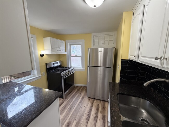 Foto del edificio - 79 E Main St