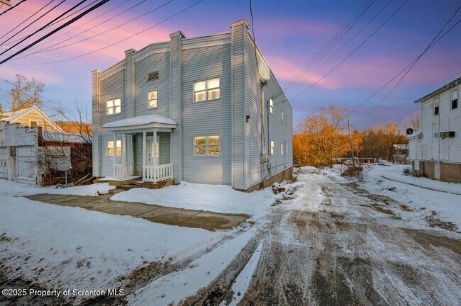 Foto del edificio - 144-144 Market St