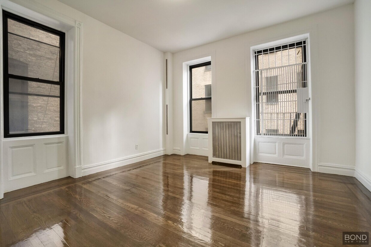 Foto principal - 26 E 91st St