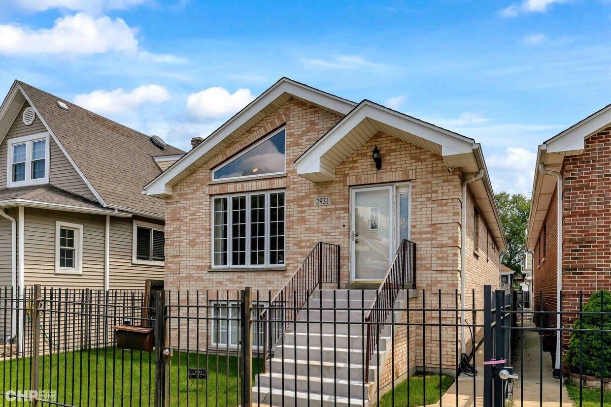 Primary Photo - 2931 N Rutherford Avenue