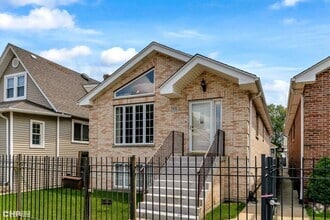 Building Photo - 2931 N Rutherford Ave