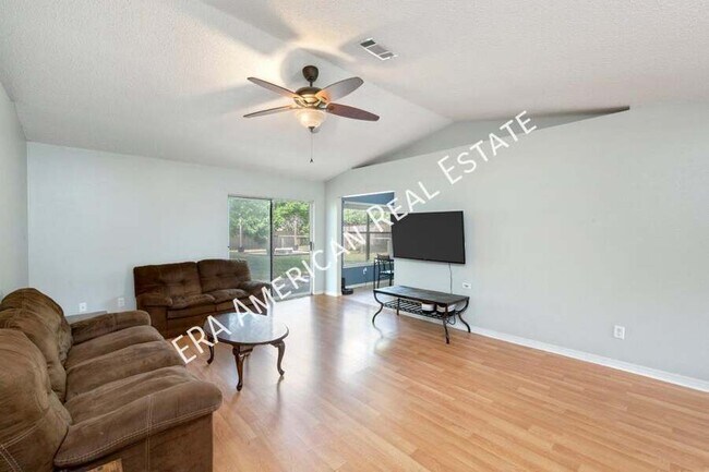 Building Photo - 236 Westview Dr