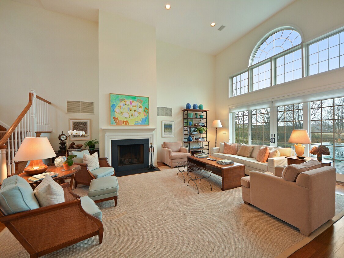 Foto principal - 136 Summerfield Ln