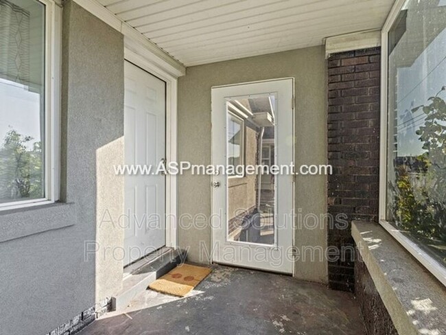 Building Photo - 2323 S 700 E