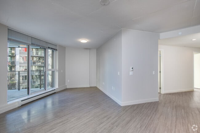 2 BDRM - The Duke