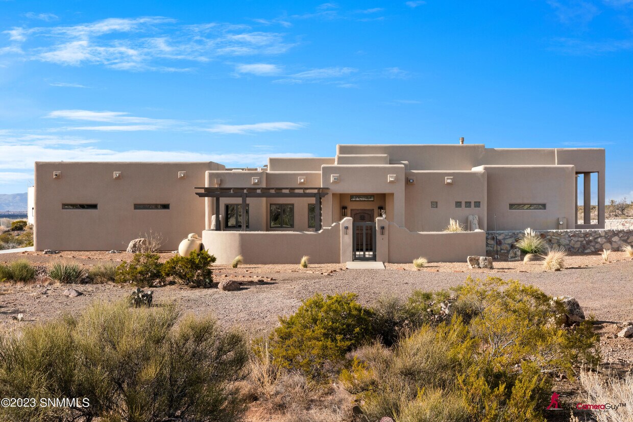 Primary Photo - 5008 Rock House Rd