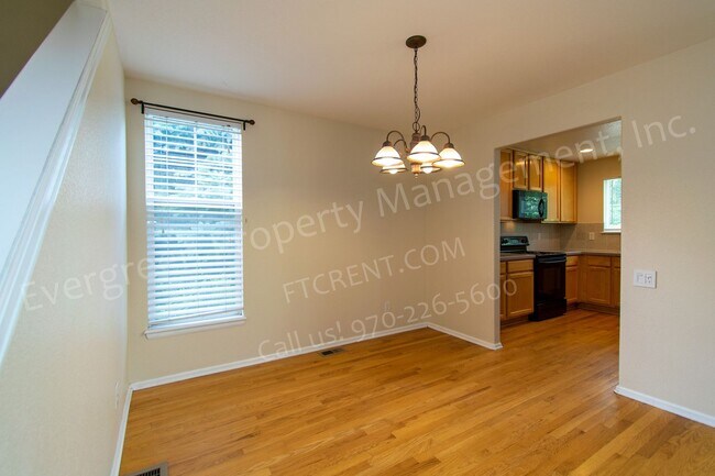 Foto del edificio - 2820 Golden Wheat Ln