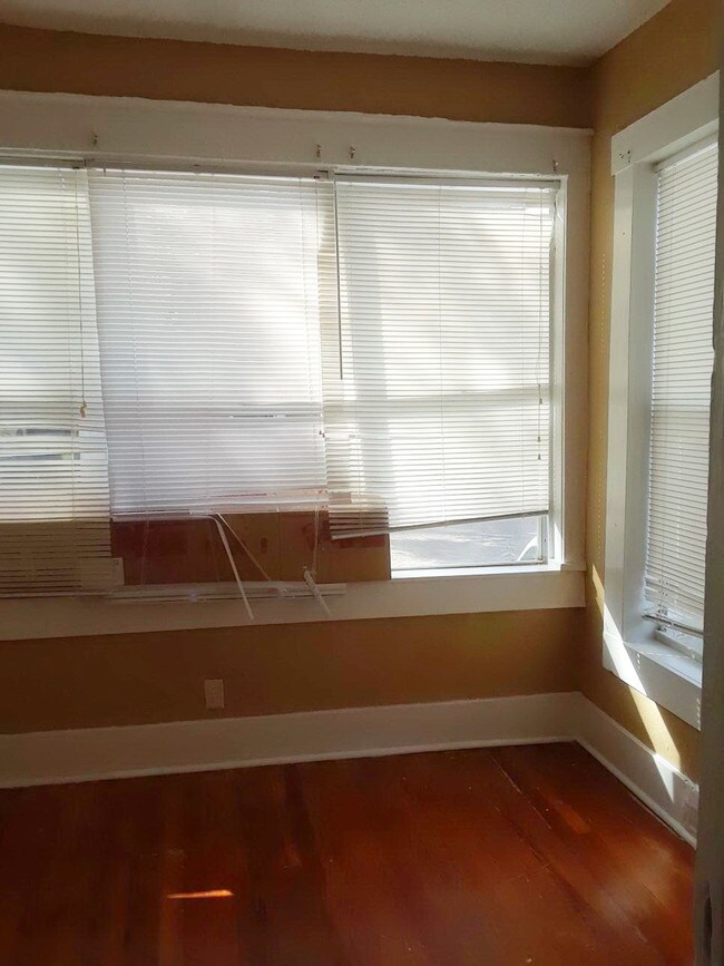 Foto del edificio - 918 E 19th Ave