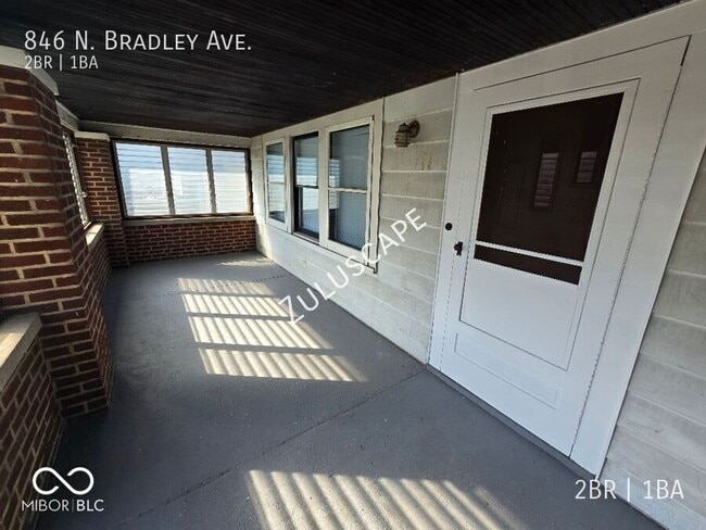 Photo - 846 N Bradley Ave House