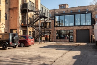 Building Photo - 2425 W 14th St