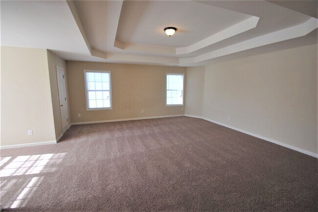 Building Photo - 1000 Chapel Station Dr