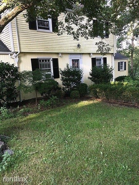Building Photo - 4 br, 2.5 bath House - 1170 Mamaroneck Avenue