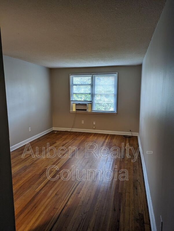 3201 Wilmot Ave Unit Apartment 3, Columbia, SC 29205 Condo for Rent in Columbia, SC