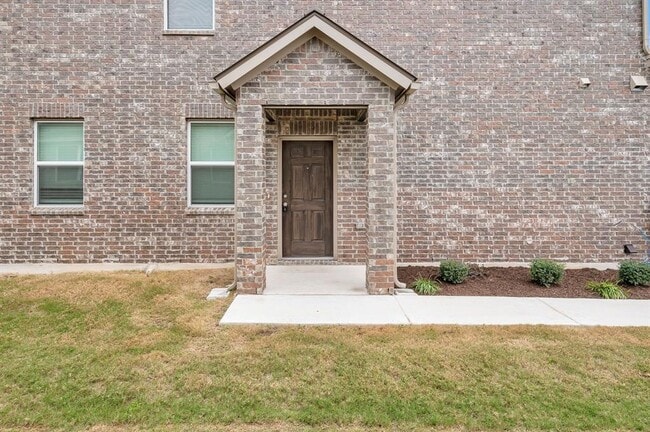 Building Photo - 17203 Mayfly Dr
