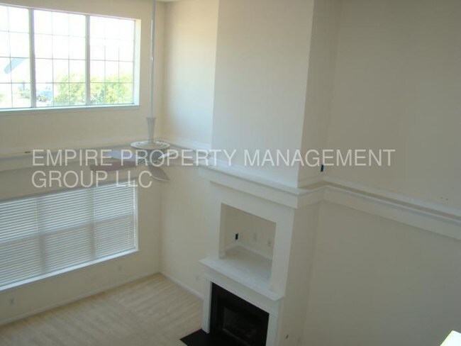 Building Photo - 208 Lawson Dr