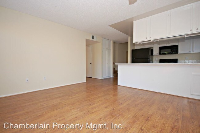 Building Photo - 2376 Lochridge Pl