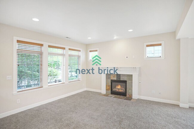 Foto del edificio - Stunning 3 Bed 2.5 Bath for Rent in Issaquah!