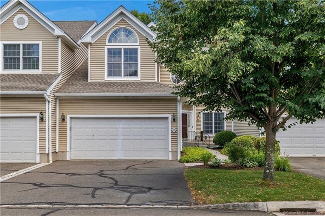 Building Photo - 29 Regency Cir