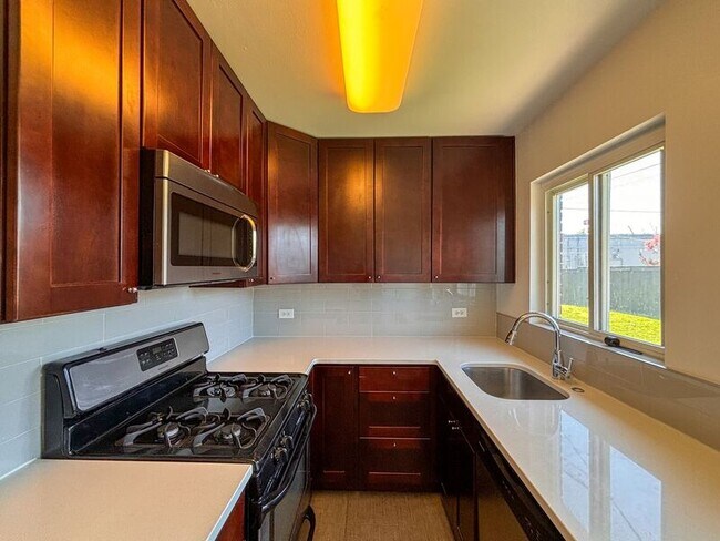 Foto del edificio - 6800 E 23rd Ave